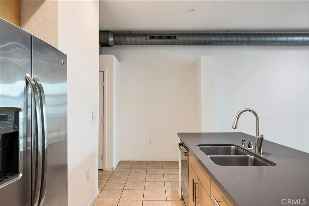 133 N The Promenade N 426, Long Beach, California 90802 home-pic-28